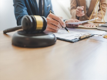 小车与电动车同等责任如何赔偿